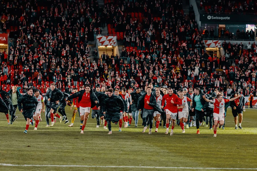Fotbalový zážitek s výhledem na hvězdy: SK Slavia Praha